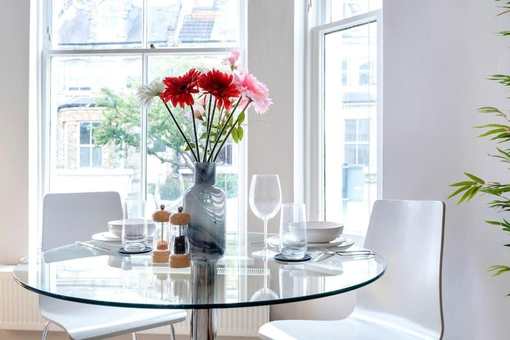 Апартаменти Contemporary Clapham Living Лондон Екстер'єр фото