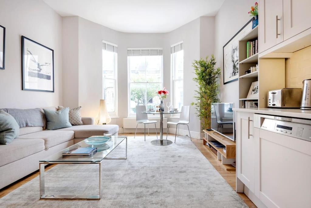 Апартаменти Contemporary Clapham Living Лондон Екстер'єр фото